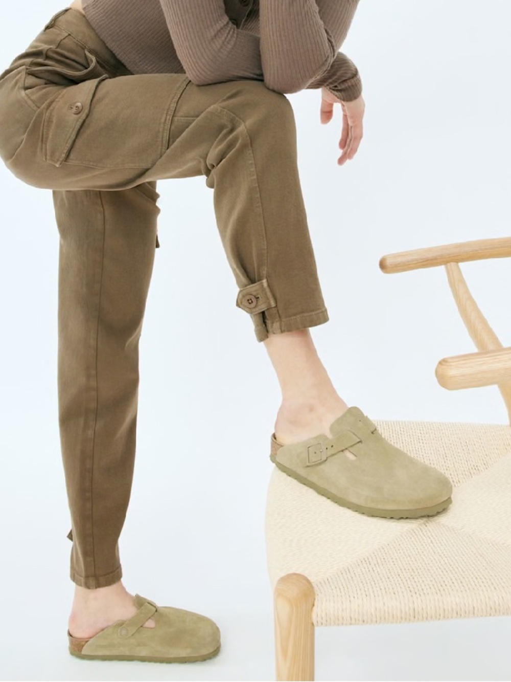 Wilfred Free Modern Cargo Pants Women 2 Army Green Utility Pockets Tapered Hem